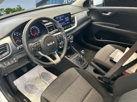 Kia Stonic 1.2 DPi 62kW (84CV) Concept