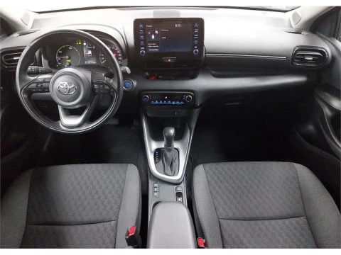 Toyota Yaris 5 Puertas Active Tech 120H Automático (e-CVT)