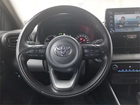 Toyota Yaris 5 Puertas Active Tech 120H Automático (e-CVT)