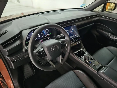 Lexus LBX 1.5 136cv HEV Elegant+ Black