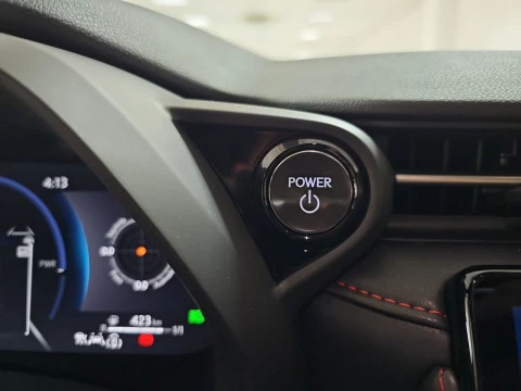 Lexus LBX 1.5 136cv HEV Elegant+ Black