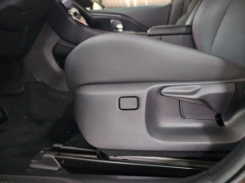 Lexus LBX 1.5 136cv HEV Elegant+ Black