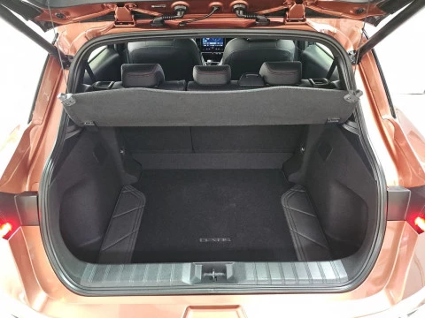 Lexus LBX 1.5 136cv HEV Elegant+ Black