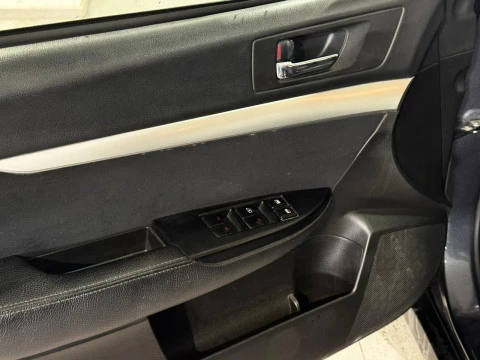 Subaru Legacy Station Wagon 2.0 Boxer Diesel Executive S