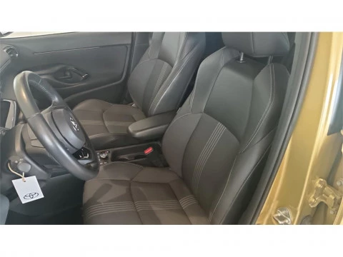 Toyota Yaris Cross 5 puertas Adventure 120H e-CVT (AWD-i)