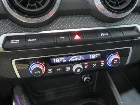 Audi Q2 Adrenalin Edition 35 TDI 110 kW (150 CV) S tronic Audi Q2 Adrenalin Edition 35 TDI 110 kW (150 CV) S tronic