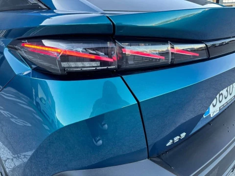 Peugeot 408 408 GT PHEV 180 e-EAT8