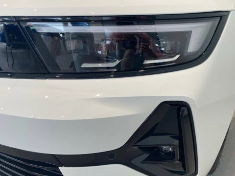 Opel Astra Electric 54kWh GS Auto