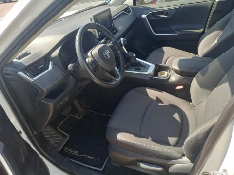Toyota Rav4 2.5l 220H Advance