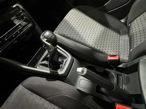 Volkswagen T-Cross Advance 1.0 TSI 81 kW (110 CV)