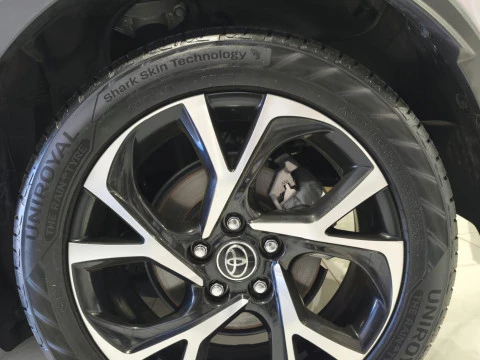 Toyota C-HR 1.8 125H Advance