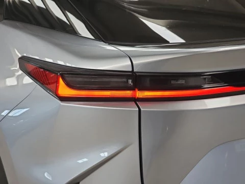 Lexus RZ 350e e-Premium Efficiency Efficiency FWD