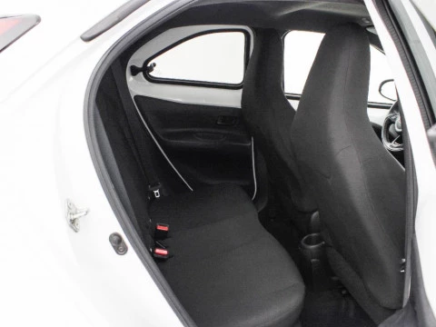 Toyota Aygo X Cross 1.0 VVT-I PLAY 72 5P