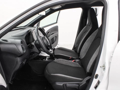 Toyota Aygo X Cross 1.0 VVT-I PLAY 72 5P