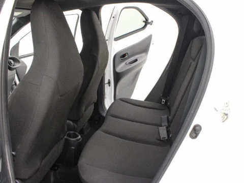 Toyota Aygo X Cross 1.0 VVT-I PLAY 72 5P