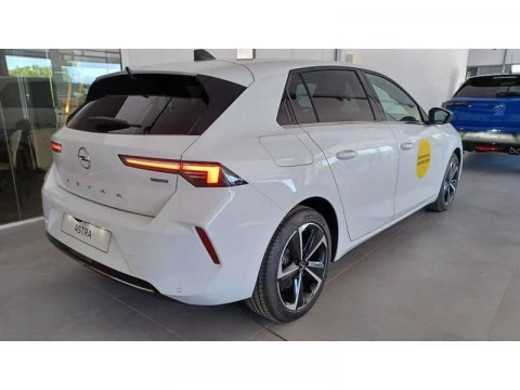 Opel Astra PHEV 1.6T Hybrid 132kW (180CV) Elegance Auto Opel Astra PHEV 1.6T Hybrid 132kW (180CV) Elegance Auto