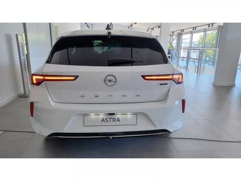 Opel Astra PHEV 1.6T Hybrid 132kW (180CV) Elegance Auto Opel Astra PHEV 1.6T Hybrid 132kW (180CV) Elegance Auto