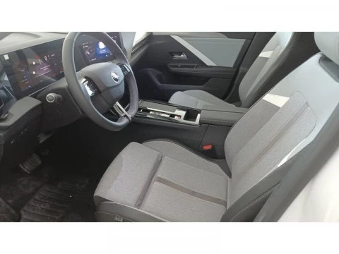 Opel Astra PHEV 1.6T Hybrid 132kW (180CV) Elegance Auto Opel Astra PHEV 1.6T Hybrid 132kW (180CV) Elegance Auto