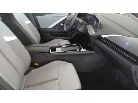 Opel Astra PHEV 1.6T Hybrid 132kW (180CV) Elegance Auto Opel Astra PHEV 1.6T Hybrid 132kW (180CV) Elegance Auto