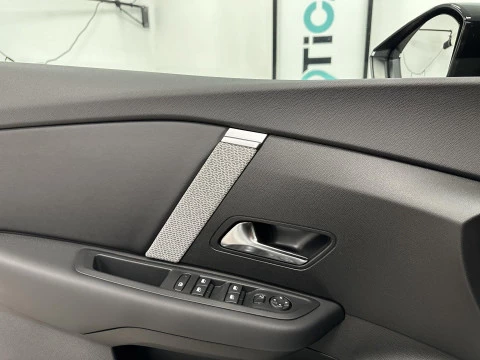 Citroën C4 BlueHDi 130 S&S EAT8 Plus