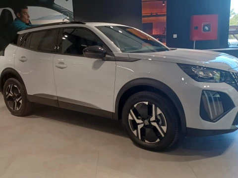 Peugeot 2008 N2008 Allure Hybrid 145 eDCS6