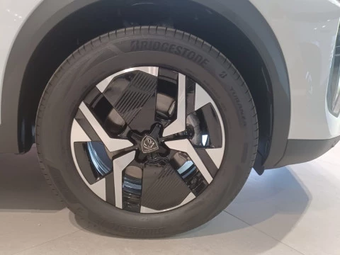 Peugeot 2008 N2008 Allure Hybrid 145 eDCS6