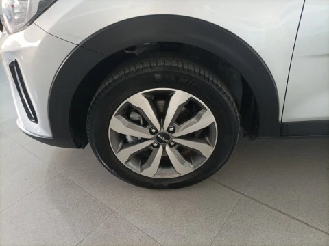 Kia Stonic 1.0 T-GDi 74kW (100CV) MHEV MT Drive