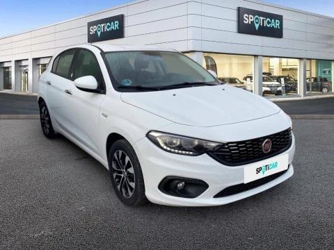 Fiat Tipo 5P 1.3 Multijet 70kW (95CV) Mirror