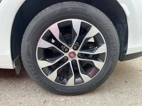 Fiat Tipo 5P 1.3 Multijet 70kW (95CV) Mirror