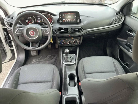 Fiat Tipo 5P 1.3 Multijet 70kW (95CV) Mirror