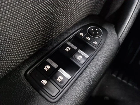 Renault Captur techno Eco-G 100cv (74 kW)