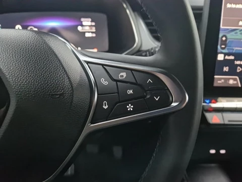 Renault Captur techno Eco-G 100cv (74 kW)