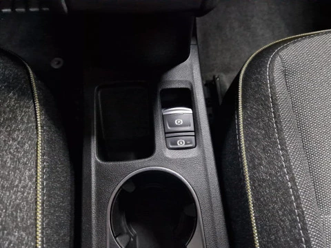 Renault Captur techno Eco-G 100cv (74 kW)