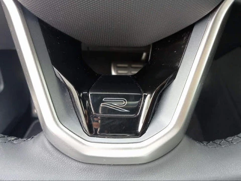 Volkswagen Golf R-Line 2.0 TDI 110 kW (150 CV) DSG