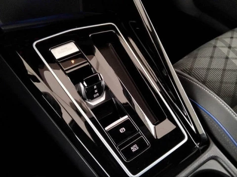 Volkswagen Golf R-Line 2.0 TDI 110 kW (150 CV) DSG