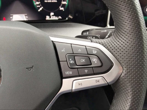 Volkswagen Golf R-Line 2.0 TDI 110 kW (150 CV) DSG