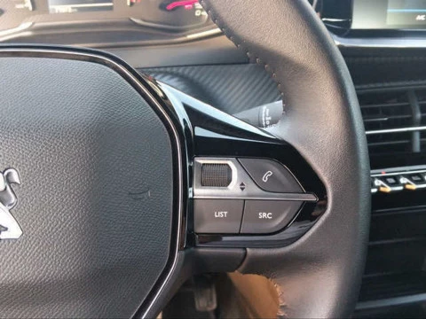 Peugeot 2008 Puretech 100 S&S Active Pack 75 kW (100 CV)