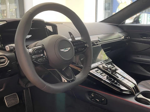 Aston Martin Vantage 4.0 V8 Auto