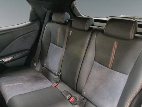 Lexus LBX 1.5 136cv HEV Cool+