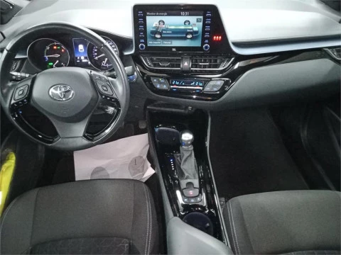 Toyota C-HR 5P Advance 125H e-CVT