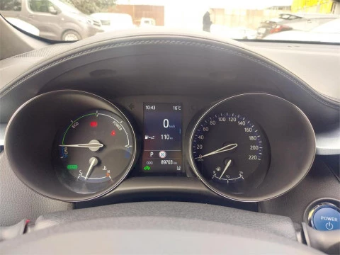 Toyota C-HR 5P Advance 125H e-CVT