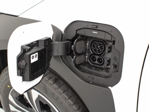 Toyota BZ4X BEV 71KWH 200E ADVANCE 204 5P