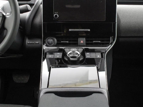 Toyota BZ4X BEV 71KWH 200E ADVANCE 204 5P