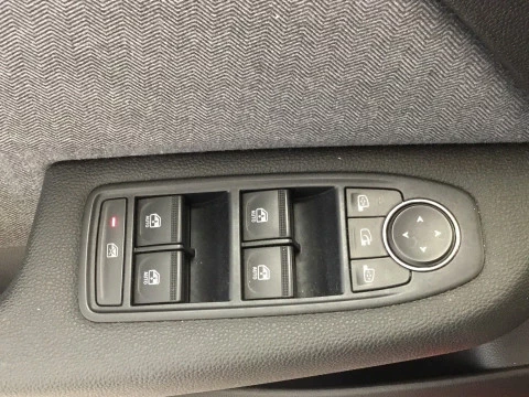 Renault Clio   TCe Techno 67kW