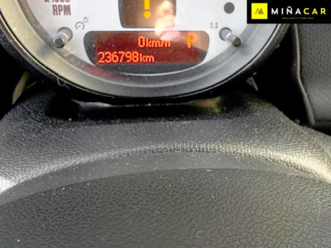 MINI Countryman Cooper D 82 kW (112 CV)