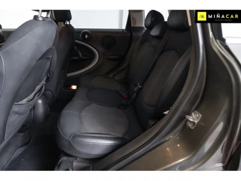 MINI Countryman Cooper D 82 kW (112 CV)