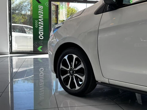 Mitsubishi Space Star 1.2  70 CV