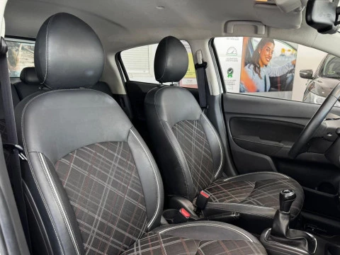 Mitsubishi Space Star 1.2  70 CV