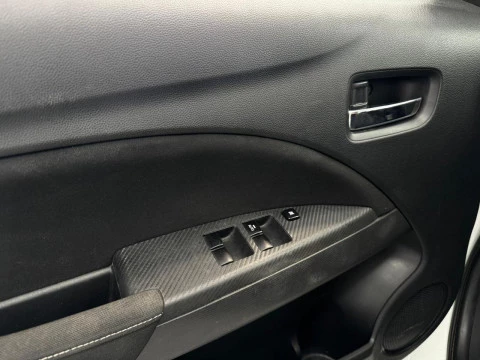 Mitsubishi Space Star 1.2  70 CV