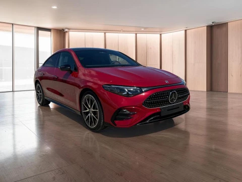 Mercedes-Benz CLA  180 con tecnologia hibrida